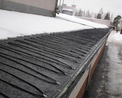 Instrucțiuni video pentru acoperiș împotriva înghețării pentru instalarea de mâini, instalare, fotografie