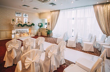 Орендувати банкетний зал для весілля, фуршету, заходи в Челябінську