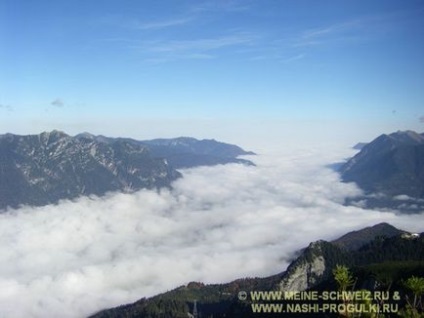 Bajor Alpok járni, kilátással a Zugspitze