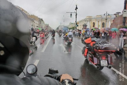 Bikers St. Petersburg (Fotó Sonia Lyashkevich Strana) Bikers Szentpéterváron
