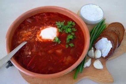 Borsch cu sfecla