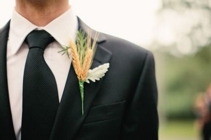 Boutonniere a spikelets