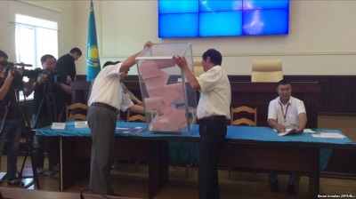 Deputații aleg acimi rurale, rezidenți - nu știu, știri de Kazahstan astăzi