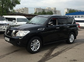 Jeep nissan patrulă №054 de închiriere în Moscova de la 1700 de ruble