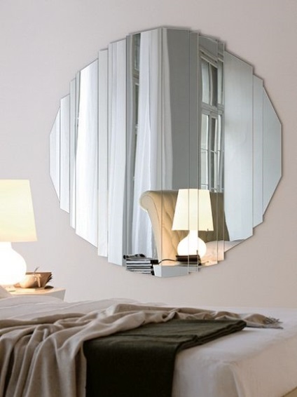 Unde și cum să aranjați o oglindă în dormitor, cum să o faceți în mod corect, sfaturi utile