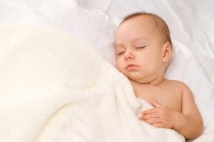 Gneiss în tratamentul nou-născuților, mamele despre copii