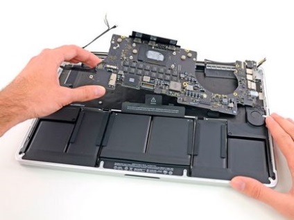 IFixit bontott az új MacBook Pro «halandók” belül semmi köze