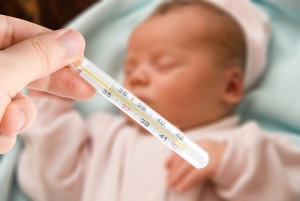 Як і де правильно міряти температуру немовлятам