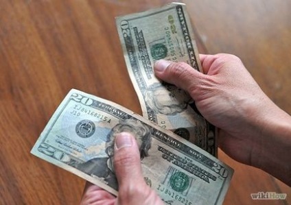 Hogyan lehet megkülönböztetni a hamis vagy valódi dollár