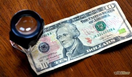 Hogyan lehet megkülönböztetni a hamis vagy valódi dollár