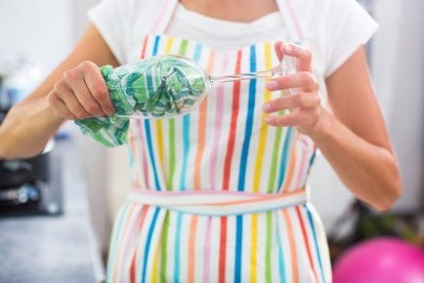 Hogyan mossa konyhai textil 6 Egyszerű Ways
