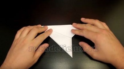 Cum se fac ghearele din hârtie pas cu pas cu mâinile tale