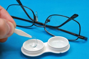 Cum sa faci o solutie pentru lentile acasa