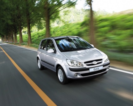 Az akkumulátor eltávolítása Hyundai Getz - terminálok az akkumulátor Hyundai Getz - javítás és szerviz