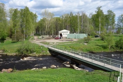 Karelia, mai 2015 - partea 1 - Petrozavodsk, digul Onega, muzeu al lorei locale, scaun nenorocit