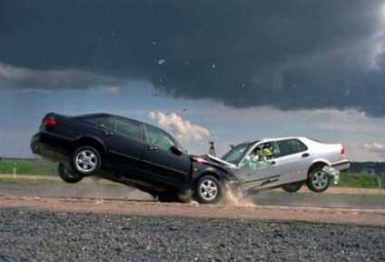 Ce arata un accident de automobile?