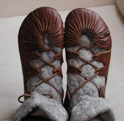 Pantofi din piele din Rusia