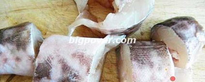 Pestele de pește în rețetă de sos cu fotografie, gătit pas cu pas