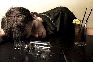 A kezelés alkoholizmus vagy alkohol, hogy elkerülje a fogságban, a módja annak, hogy a hosszú élettartam () A kezelés alkoholizmus vagy alkohol, hogy elkerülje a fogságban, a módja annak, hogy a hosszú élettartam