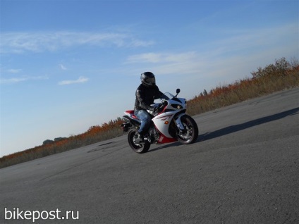 Experiența personală yamaha yzf-r1 2009 - revizuirea motocicletei yamaha yzf-r1 2009-2010 (prin ochii proprietarului)