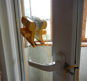 Buretele magnetic pentru spălarea ferestrelor cumpără un magazin online universal
