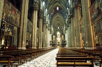 Міланський собор - час роботи і ціни, Дуомо зовні і всередині, дах міланського собору - як