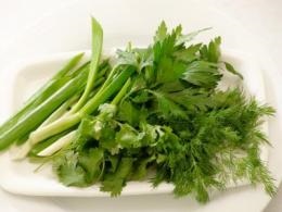 Este posibil să mănânce verdele în timpul alăptării