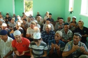 Близько 160 тисяч мусульман відзначили ураза-байрам в москві - російська газета