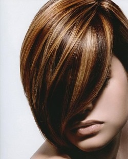 Colorarea părului pentru bruneturi în trei moduri cu fotografii