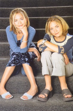 Olsen, Mary-kate și Ashley, enciclopedie de modă