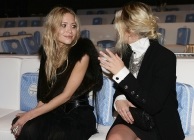 Mary-Kate és Ashley Olsen, divat enciklopédia