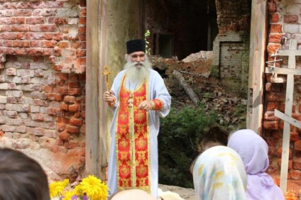 Батько Стахий село Пилипівський, свято-микільський храм