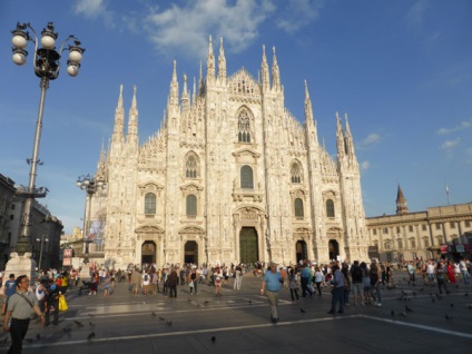 Zona Duomo, Milano, descriere italiană, fotografie, unde este pe hartă, cum se obține