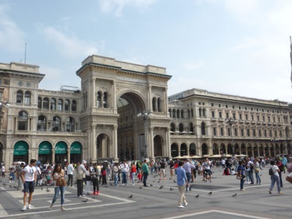 Zona Duomo, Milano, descriere italiană, fotografie, unde este pe hartă, cum se obține