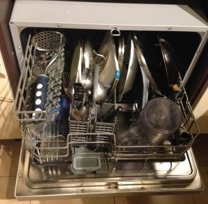 Посудомийна машина канди