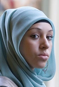 Află! Cum de a lega în mod corespunzător un hijab - video cum să cravată un hibzhab