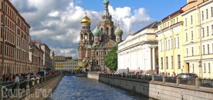 Rusia, Sankt Petersburg Templul vieții pe sânge - un templu memorial pe locul regicidului