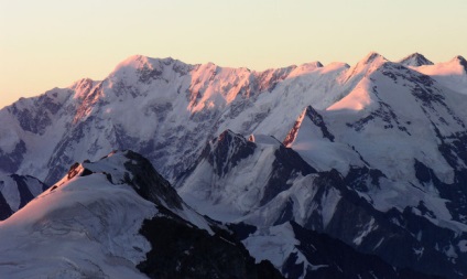 Cel mai înalt munte din Rusia de top-15