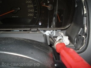 Demontarea automată a alarmei auto cobra, circuit, toate de casă