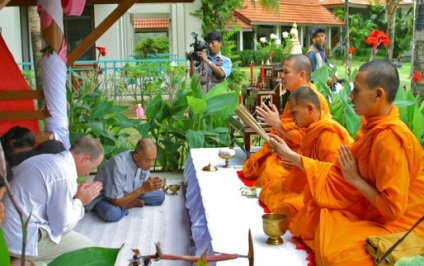 Costul și descrierea ceremoniilor în Thailanda este un operator de turism 