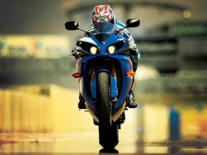 Specificatii yamaha r1, recenzie si istorie a motocicletei legendare