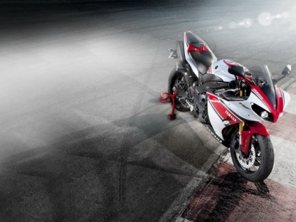 Specificatii yamaha r1, recenzie si istorie a motocicletei legendare