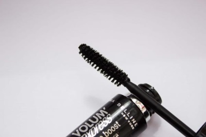 Mascara Maybelline volum express turbo boost - opció a nappali smink - a kozmetikai vélemények