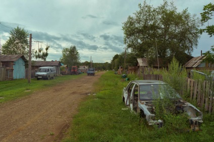 Outgoing Primorye sat departe kut - cum să trăiască în taiga fără muncă, poliție, fete și lemn de foc