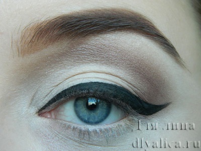 Az anime stílus szem make-up, varázsló lépésről lépésre osztályú fotó (Anime) Az anime stílus szem make-up, varázsló lépésről lépésre osztályú fotó