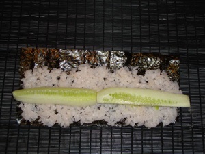 Хосомакі з огірком, прості кулінарні рецепти з фотографіями
