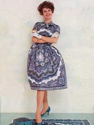 Жіночі сукні 60-х років фото модних вечірніх і повсякденних фасонів