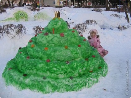 Kígyók a hó Szilveszter (2013) Kígyók a hó Szilveszter