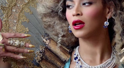 Golden Beyonce manichiură și alte petreceri de nebun celebritate pe exterior