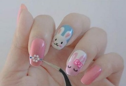 A kis állatok a körmöd, hogy a dallam a Hello Kitty-saját kezűleg (köröm stílus Hello Kitty-körmök kezével) A kis állatok a körmöd, hogy a dallam a Hello Kitty-saját kezűleg